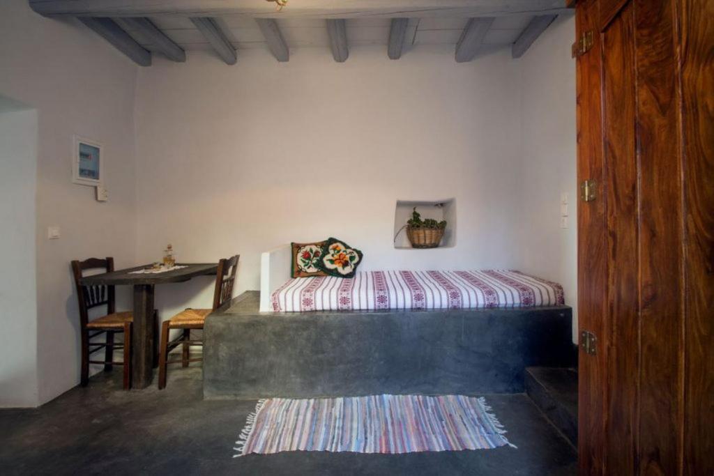 Mitáta Abramis Rooms מראה חיצוני תמונה