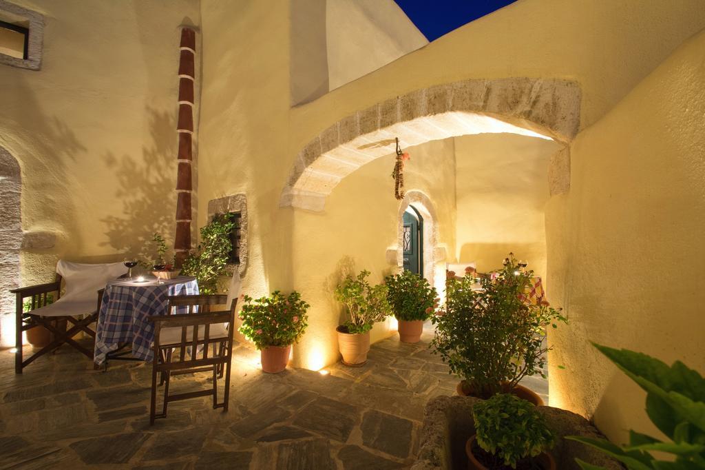 Mitáta Abramis Rooms מראה חיצוני תמונה